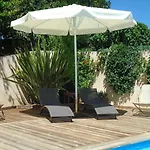 Terrasse Piscine Uzes Pont Du Gard Appartamento