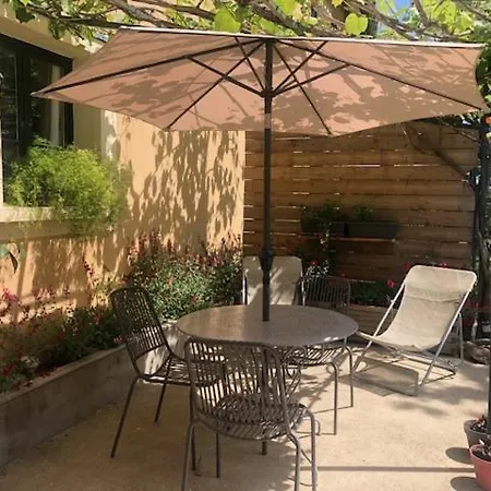 Apartment Terrasse Piscine Uzes Pont Du Gard *