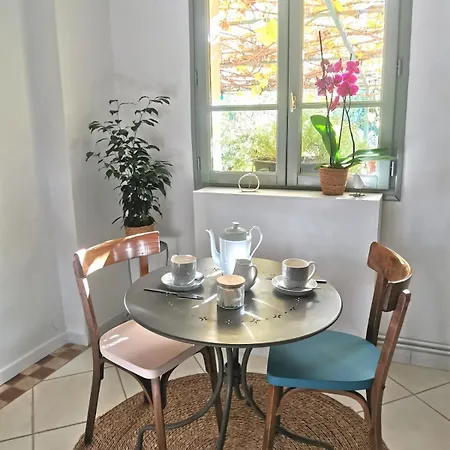 Terrasse Piscine Uzes Pont Du Gard Apartment